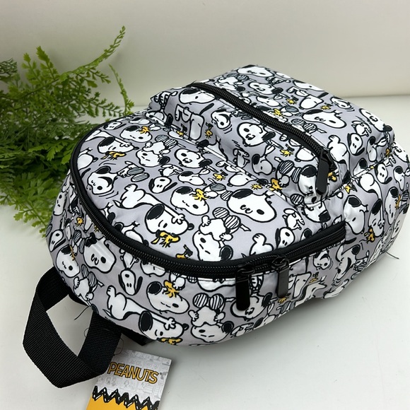 Snoopy Woodstock Mini Backpack NWT! Lightweight, Grey and black nylon - Picture 15 of 16
